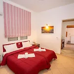 Artemis Hotel