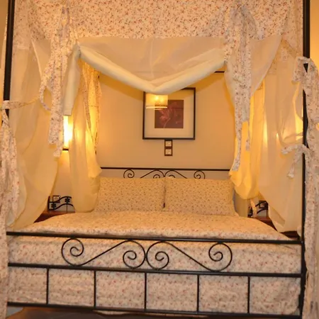 Hotell Artemis Pefki (Evia)